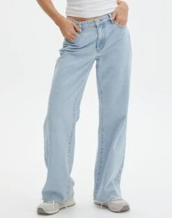 Low Rise Straight Leg Jean -Everrastyle Shop aimee low rise straight jean iced vovo full jd54235pdnm