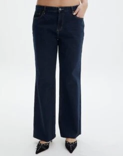 Low Rise Straight Leg Jean -Everrastyle Shop aimee low rise straight jean last rodeo indigo full jd54235pdnm