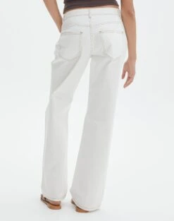 Low Rise Straight Leg Jean -Everrastyle Shop aimee low rise straight jean monaco milk back jd54235pdnm