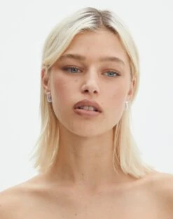 High Rise Flare Ponte Pant -Everrastyle Shop aries plated triple chain hoop silver front je144621ear