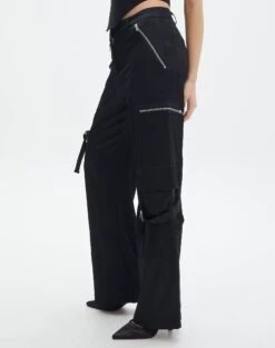 Satin Zip Pocket Cargo Pants 24 Satin Zip Pocket Cargo Pants -Everrastyle Shop bella satin cargo pants black detail pw106522sat