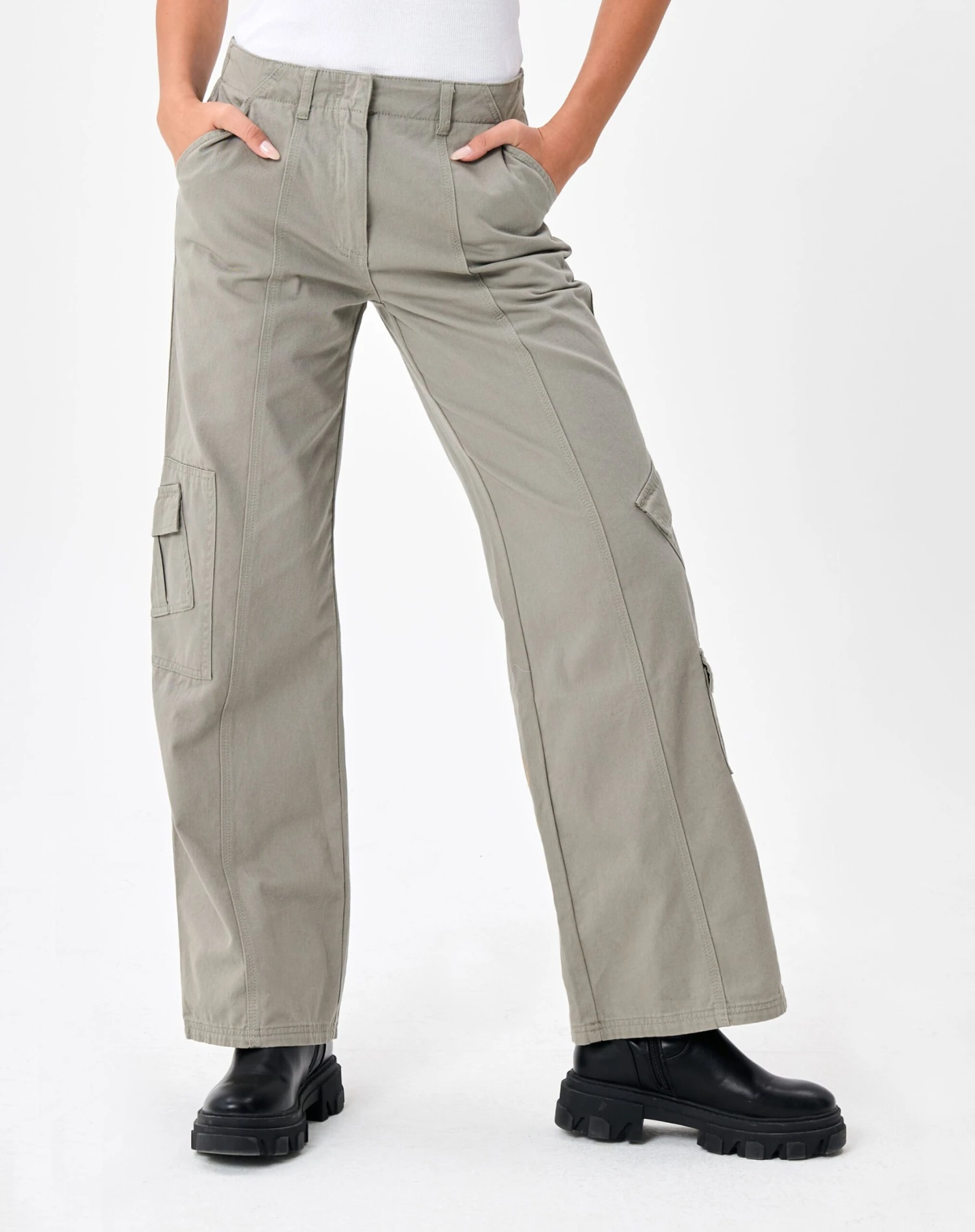 Mid Rise Puddle Cargo Pant 8 Mid Rise Puddle Cargo Pant - Image 6