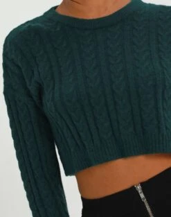 Cable Knit Long Sleeve Crop Top 35 Cable Knit Long Sleeve Crop Top -Everrastyle Shop capricorn cable knit top ivy league imageback kl55029knt