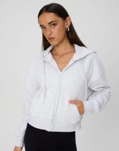 Off The Shoulder Crop Top -Everrastyle Shop casa cropped zip through hoodie snow marle front tc127015cot 1