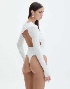 Supersoft Backless Long Sleeve Bodysuit -Everrastyle Shop cassidy cut out bodysuit milk detail tb118064pch