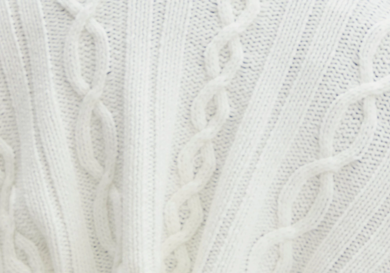 Oversized Cable Knit Long Sleeve Shrug 7 Oversized Cable Knit Long Sleeve Shrug - Image 5