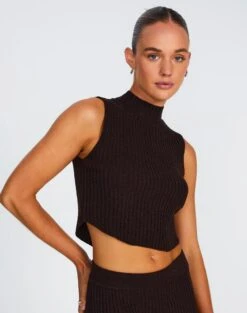 High Neck Curve Hem Knit Tank Top 27 High Neck Curve Hem Knit Tank Top -Everrastyle Shop co astor knit its soy cute front kv109477knt 1