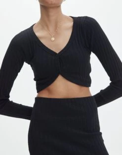 Long Sleeve Ribbed Button Crop Top 25 Long Sleeve Ribbed Button Crop Top -Everrastyle Shop co lily ribbed long sleeve top black imageback tl99529cot