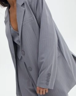 Oversized Pinstripe Blazer -Everrastyle Shop co loretta blazer light grey pinstripe imageback jw51337pin
