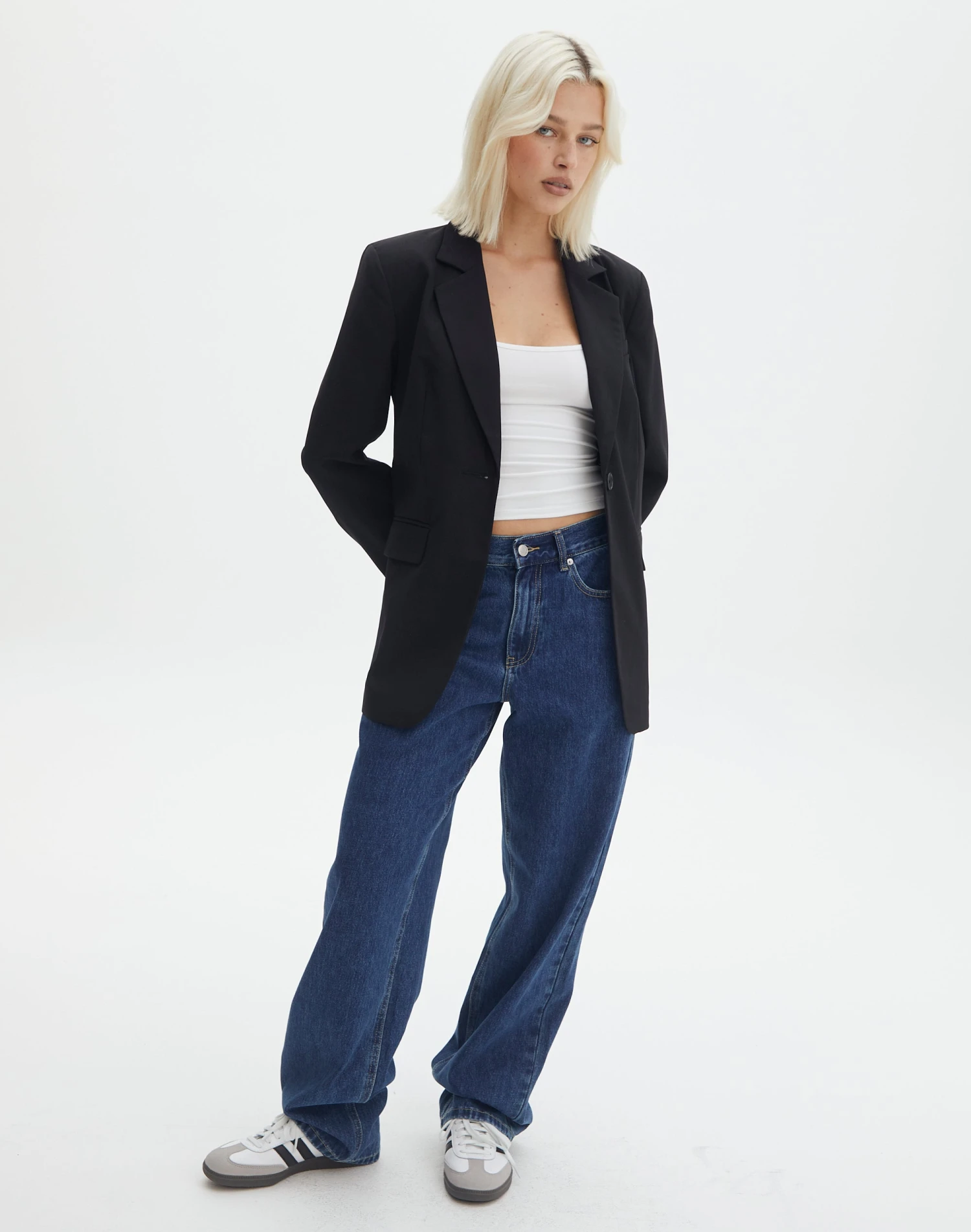 Tailored Oversized Blazer 4 Tailored Oversized Blazer - Image 2