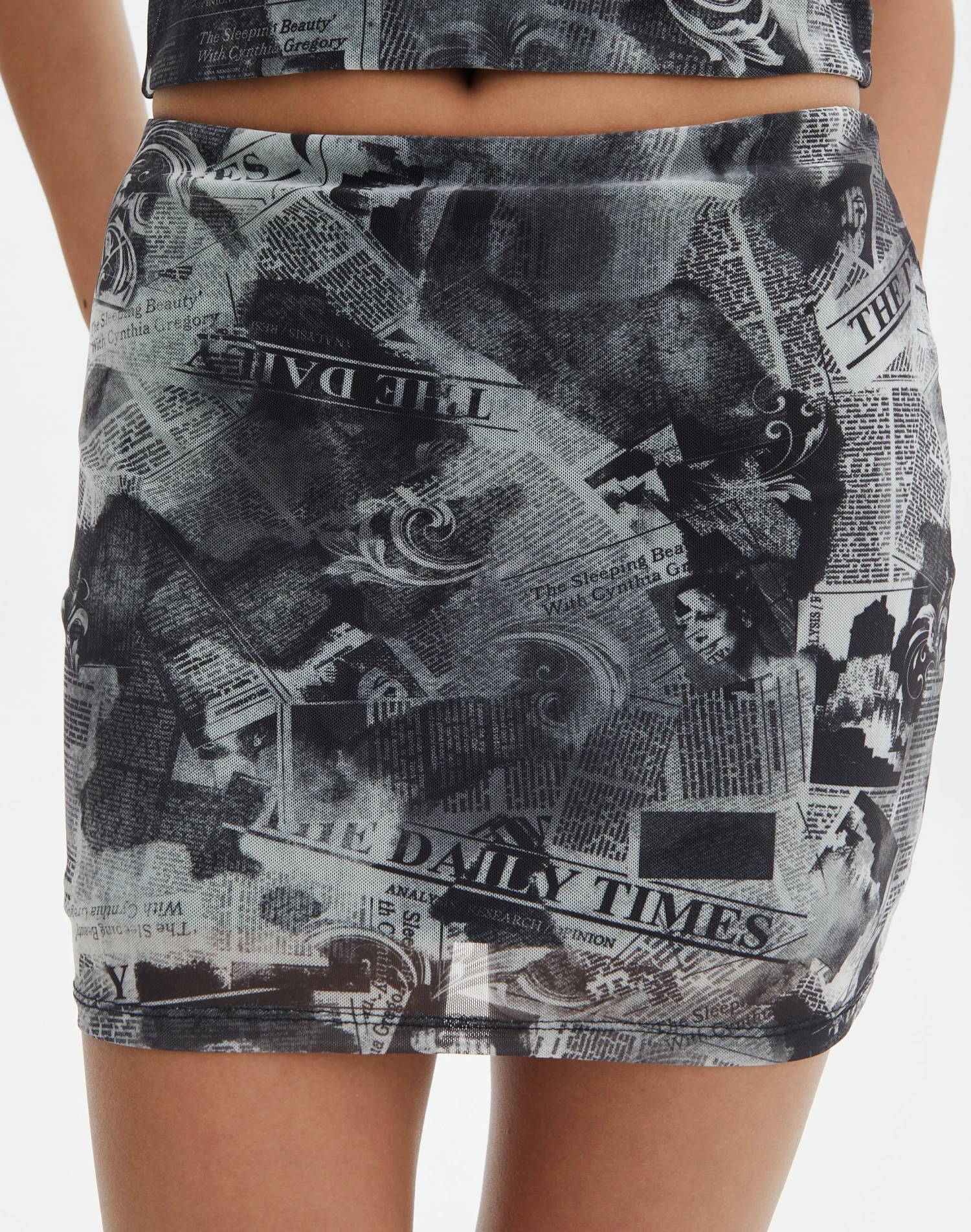 Print Mesh Mini Skirt 4 Print Mesh Mini Skirt - Image 2