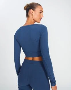 Button Up Cropped Long Sleeve Top -Everrastyle Shop co peony longsleeve moby dick back tc93716cot