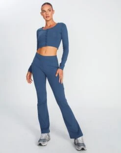 Button Up Cropped Long Sleeve Top -Everrastyle Shop co peony longsleeve moby dick full tc93716cot