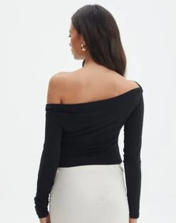Ruched Off The Shoulder Top -Everrastyle Shop genie ruche off the shoulder top black back tl124186vis
