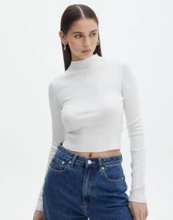 Cropped Knit Vest -Everrastyle Shop georgia funnel crop milk front kl90197vn 7