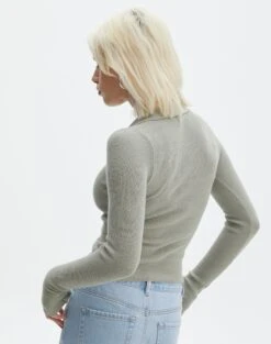 Collared Button Up V Neck Long Sleeve Knit -Everrastyle Shop lenny collared button up sea mist back kc123969vp