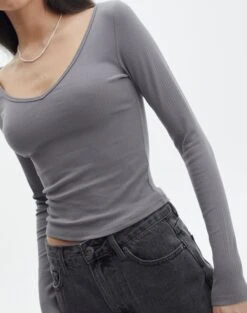 V Neck Long Sleeve Top -Everrastyle Shop lulu longsleeve keep your coal imageback tl93240orib