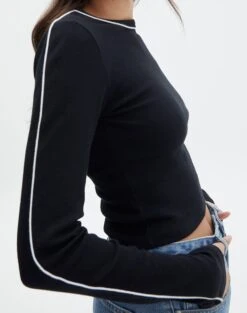 Contrast Stitch Long Sleeve Top -Everrastyle Shop mac contrast bind top blackwhite imageback tl54279rib