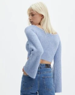 Off Shoulder Long Sleeve Cropped Knit -Everrastyle Shop mariah v neck rib top icecap back kl98427rrec