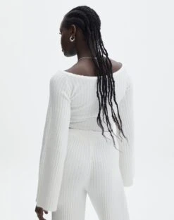 Off Shoulder Long Sleeve Cropped Knit -Everrastyle Shop mariah v neck rib top milk back kl98427rrec