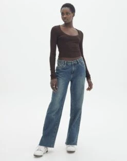 Scoop Neck Long Sleeve Crop Top -Everrastyle Shop mylie wide rib scoop its soy cute full tl111290vis