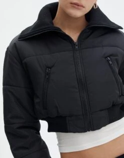 Cropped Puffer Jacket -Everrastyle Shop noor cropped funnel puffer black imageback cs91682puf