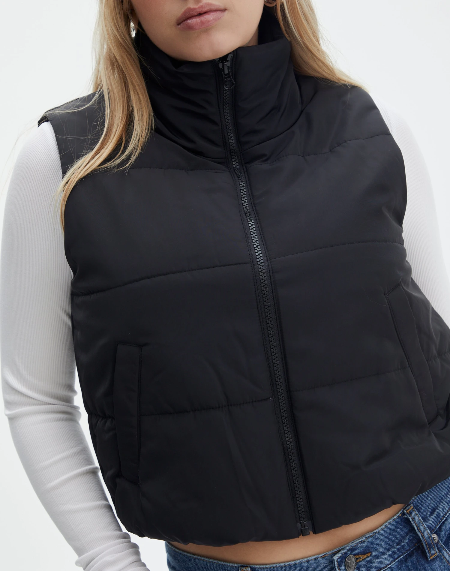 Cropped Puffer Vest 7 Cropped Puffer Vest - Image 5