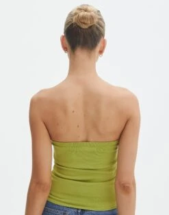 Strapless Ruched Knit Bandeau 29 Strapless Ruched Knit Bandeau -Everrastyle Shop riley rouched side boobtube wassa bae back kv85755vn