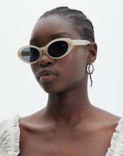 Oversized Contrast Stripe Shirt -Everrastyle Shop rochelle oval sunglasses take a shelfie front ga135597sun 2