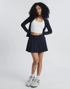 Reversible Cropped Puffer Vest -Everrastyle Shop sissonne sporty mini skirt navy blazer front ss102984ss 1