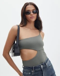 Sequin Tank Top -Everrastyle Shop sully peachy bodysuit cypress front tb95431pch 3