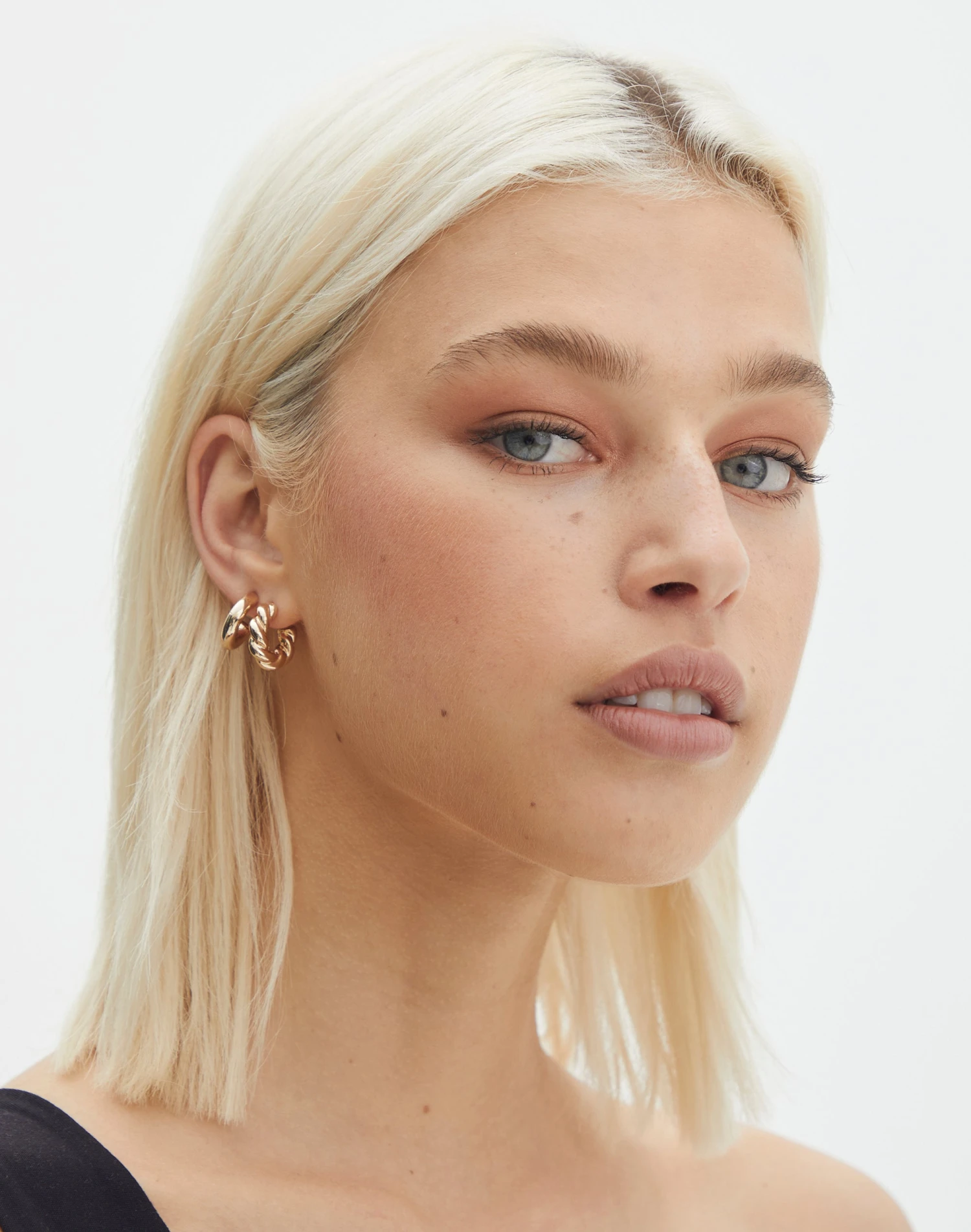 Supersoft Cut Out High Neck Crop Tank 18 Supersoft Cut Out High Neck Crop Tank - Image 16