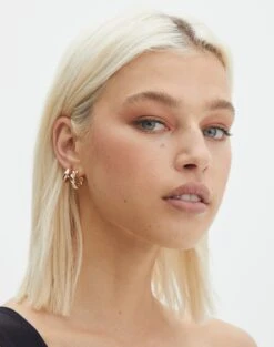 Scoop Neck Ribbed Knit Midi Dress -Everrastyle Shop twisted plain hoop pack gold front je121822ear 6