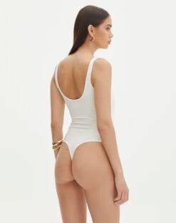 Supersoft Square Neck Bodysuit -Everrastyle Shop veronika square neck bodysuit milk back tb54146pln