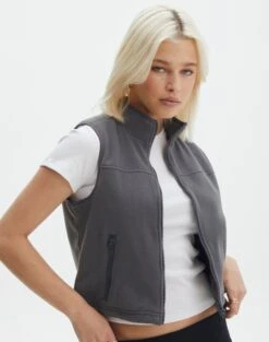 Cut Out Ribbed Knit Top -Everrastyle Shop vinnie vest shadow dancer front tc91570flc 2