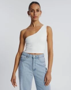 Oversized Cable Knit Long Sleeve Shrug 28 Oversized Cable Knit Long Sleeve Shrug -Everrastyle Shop wirius one shoulder white front kv44069rib 1